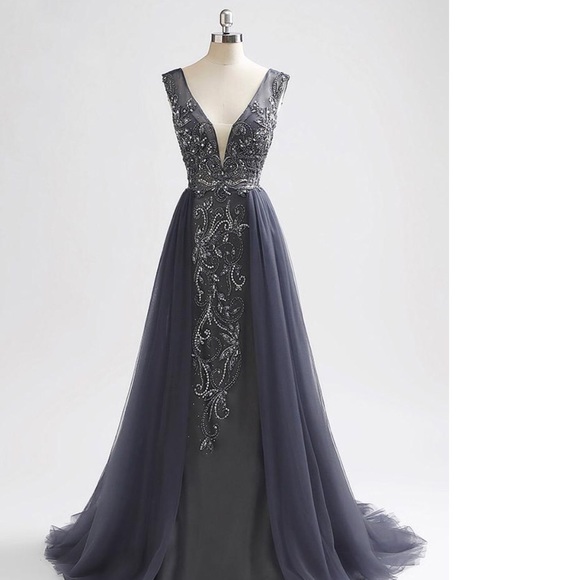 Dresses & Skirts - Evening Gown/Prom Gown